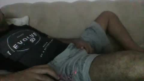 Snapshot of egyman2022 chatting on 20, 10, 2025 Im momo 35 Egyptian at Dubai online show from 20, 10, 2025