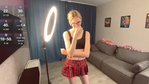 eileencrowday online show from 11, 5, 2026