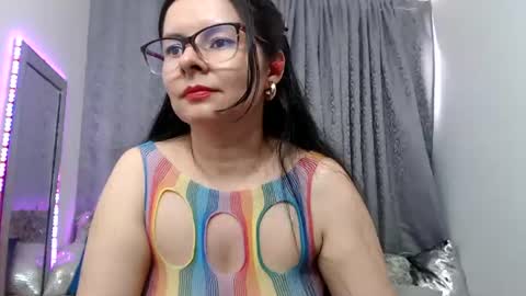 Snapshot of eileenqueen23 chatting on 26, 6, 2026 Eileen online show from 26, 6, 2026