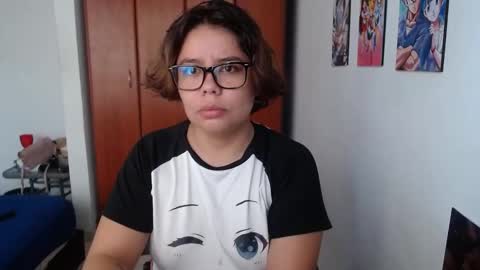 Snapshot of eimy_saenzz chatting on 18, 11, 2025 eimy_saenzz online show from 18, 11, 2025