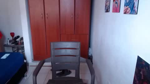 Snapshot of eimy_saenzz chatting on 28, 11, 2025 eimy_saenzz online show from 28, 11, 2025