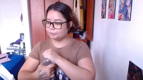 Snapshot of eimy_saenzz chatting on 4, 12, 2025 eimy_saenzz online show from 4, 12, 2025