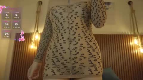 eimyaniston cute online show from 25, 7, 2026