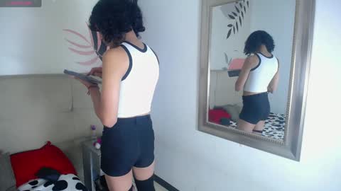 Eimyflorian online show from 16, 1, 2025