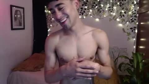 xoxo online show from 19, 12, 2024