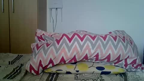 Snapshot of el_petite chatting on 13, 1, 2025 petite online show from 13, 1, 2025