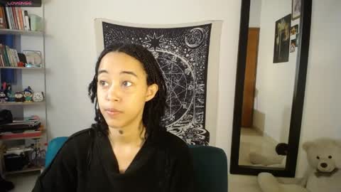 Snapshot of ela_0 chatting on 5, 5, 2026 Ela Help me reach 100 thumbs up online show from 5, 5, 2026