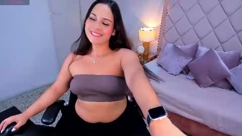 Snapshot of ela_beli chatting on 19, 6, 2026 Ela Beli online show from 19, 6, 2026