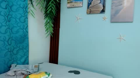 Snapshot of eladyrous98 chatting on 19, 12, 2025 ladi online show from 19, 12, 2025