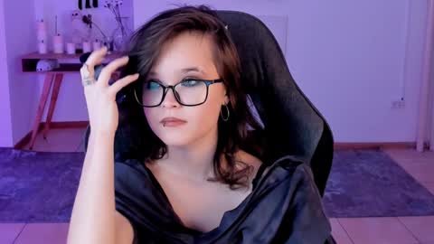 Your sweet girl online show from 28, 12, 2024