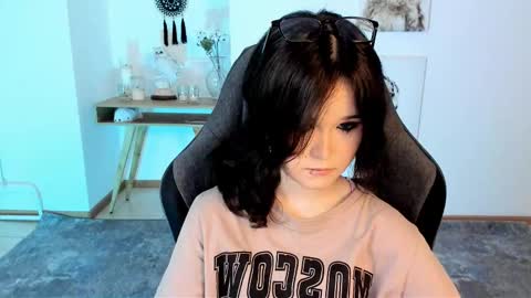 Your sweet girl online show from 28, 2, 2025