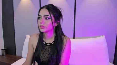 Snapshot of elara_bloom_ chatting on 11, 6, 2026 elara_bloom_ online show from 11, 6, 2026