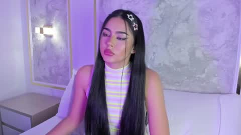 Snapshot of elara_bloom_ chatting on 16, 6, 2026 elara_bloom_ online show from 16, 6, 2026