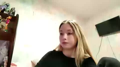 MIa online show from 12, 3, 2026