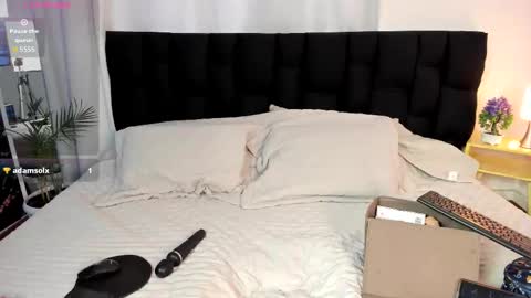 Snapshot of elecktra_sweet chatting on 19, 11, 2025 Elecktra online show from 19, 11, 2025