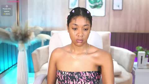 Snapshot of electraajones chatting on 14, 11, 2025 Electra Jones online show from 14, 11, 2025