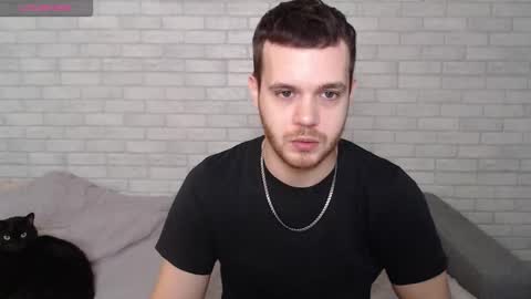 Snapshot of electric_smile chatting on 19, 3, 2026 Alex online show from 19, 3, 2026