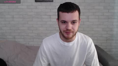 Snapshot of electric_smile chatting on 21, 3, 2026 Alex online show from 21, 3, 2026