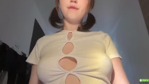 Snapshot of electric_woman chatting on 4, 7, 2026 Aleksa online show from 4, 7, 2026