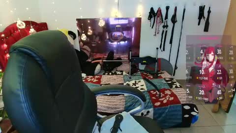 Snapshot of elektra_32 chatting on 13, 2, 2025 elektra online show from 13, 2, 2025