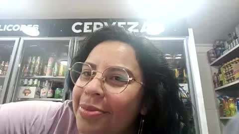 Snapshot of elektra_32 chatting on 12, 10, 2025 elektra online show from 12, 10, 2025
