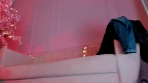 love 3d online show from 8, 2, 2025