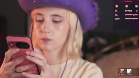 Snapshot of elen__moore chatting on 30, 5, 2026 Elen online show from 30, 5, 2026