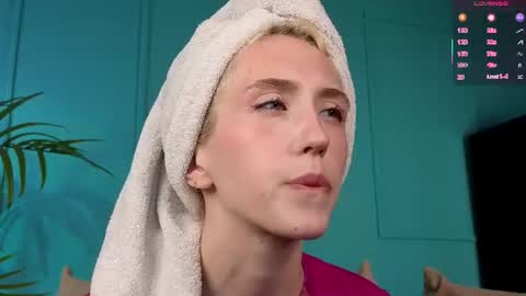Snapshot of elen__moore chatting on 29, 6, 2026 Elen online show from 29, 6, 2026