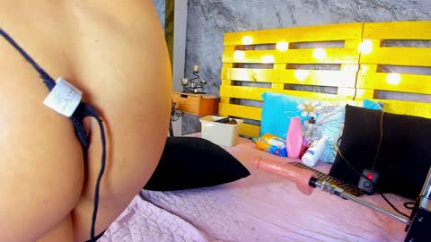 Snapshot of elena_mature chatting on 8, 1, 2025 Elena online show from 8, 1, 2025