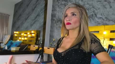 Snapshot of elena_mature chatting on 19, 1, 2025 Elena online show from 19, 1, 2025