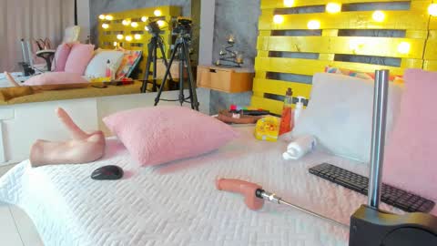 Snapshot of elena_mature chatting on 15, 2, 2025 Elena online show from 15, 2, 2025