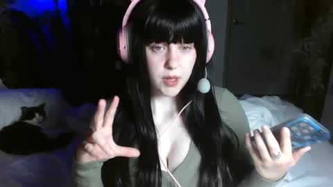 Snapshot of elenagilbert12 chatting on 28, 9, 2025 Goddess Elena online show from 28, 9, 2025