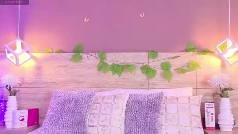 Snapshot of elenagilbert2 chatting on 13, 7, 2026 Elena online show from 13, 7, 2026