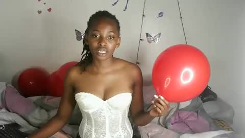 eleniedoll online show from 12, 2, 2026