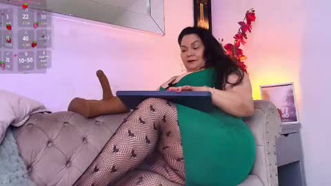 elenna_boobs_ online show from 7, 11, 2025