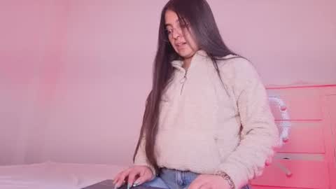 Elena  online show from 26, 7, 2026