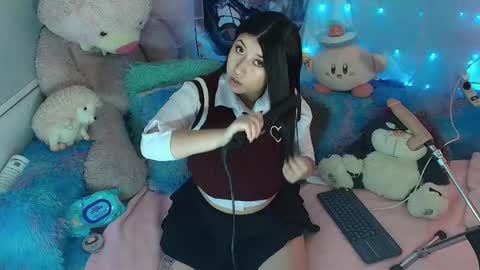 Snapshot of elfen_miu chatting on 3, 11, 2025 miu online show from 3, 11, 2025