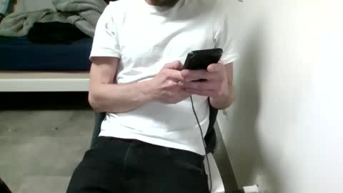 Snapshot of elfideo75 chatting on 22, 3, 2026 elfideo75 online show from 22, 3, 2026