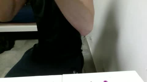 Snapshot of elfideo75 chatting on 22, 3, 2026 elfideo75 online show from 22, 3, 2026