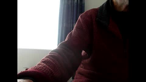 elfyonee online show from 1, 2, 2025