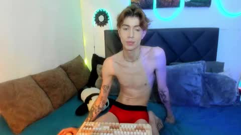 Snapshot of eliann_adam chatting on 18, 12, 2025 eliann_adam online show from 18, 12, 2025