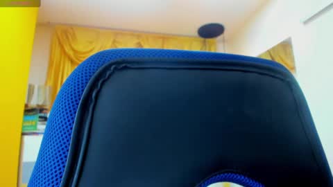 Snapshot of eliasblue chatting on 28, 2, 2025 E L I A S online show from 28, 2, 2025