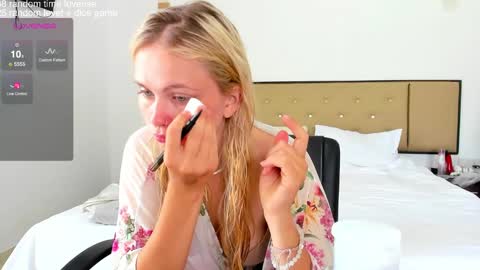   online show from 4, 12, 2024