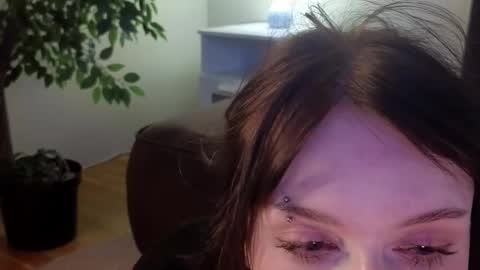 Ellie online show from 18, 10, 2025