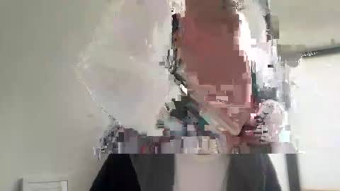 Snapshot of eliepa chatting on 23, 10, 2025 CabinCrewDrew online show from 23, 10, 2025