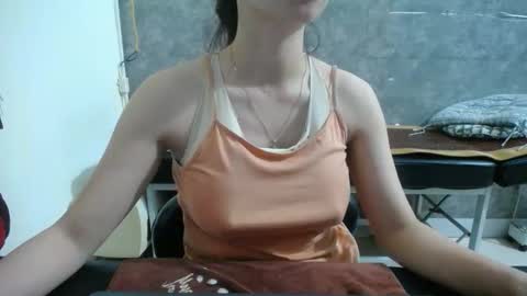 Snapshot of eliesweet9x chatting on 6, 10, 2025 eliesweet9x online show from 6, 10, 2025
