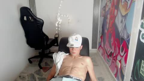 Snapshot of elii_797 chatting on 13, 2, 2025 bby-santy online show from 13, 2, 2025