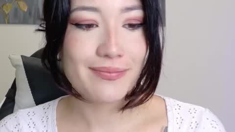 eliiih_ online show from 4, 2, 2026