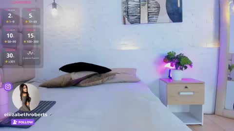 E L I I Z A B E T H   online show from 12, 2, 2025