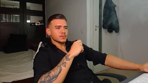 ElijahThorne online show from 8, 1, 2026